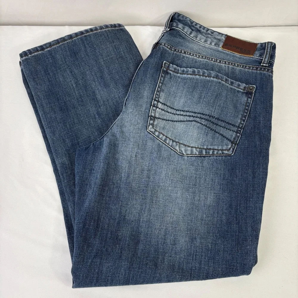 EXPRESS Mens‎ Jeans Relaxed Straight Leg Blue Wash Denim Cotton 38x30 (36x28)